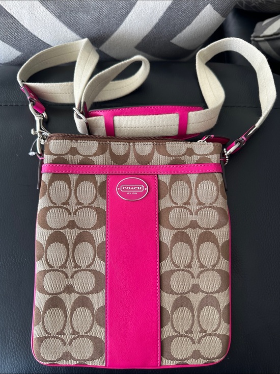 Coach Handbags - Coach Crossbody Signature Canvas with Hot Pink Trim
